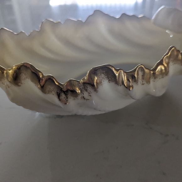 Lenox scallop edge bowl - Picture 1 of 8